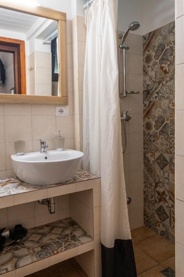 Bed and Breakfast A Lu Fanizza Кутрофьяно Экстерьер фото