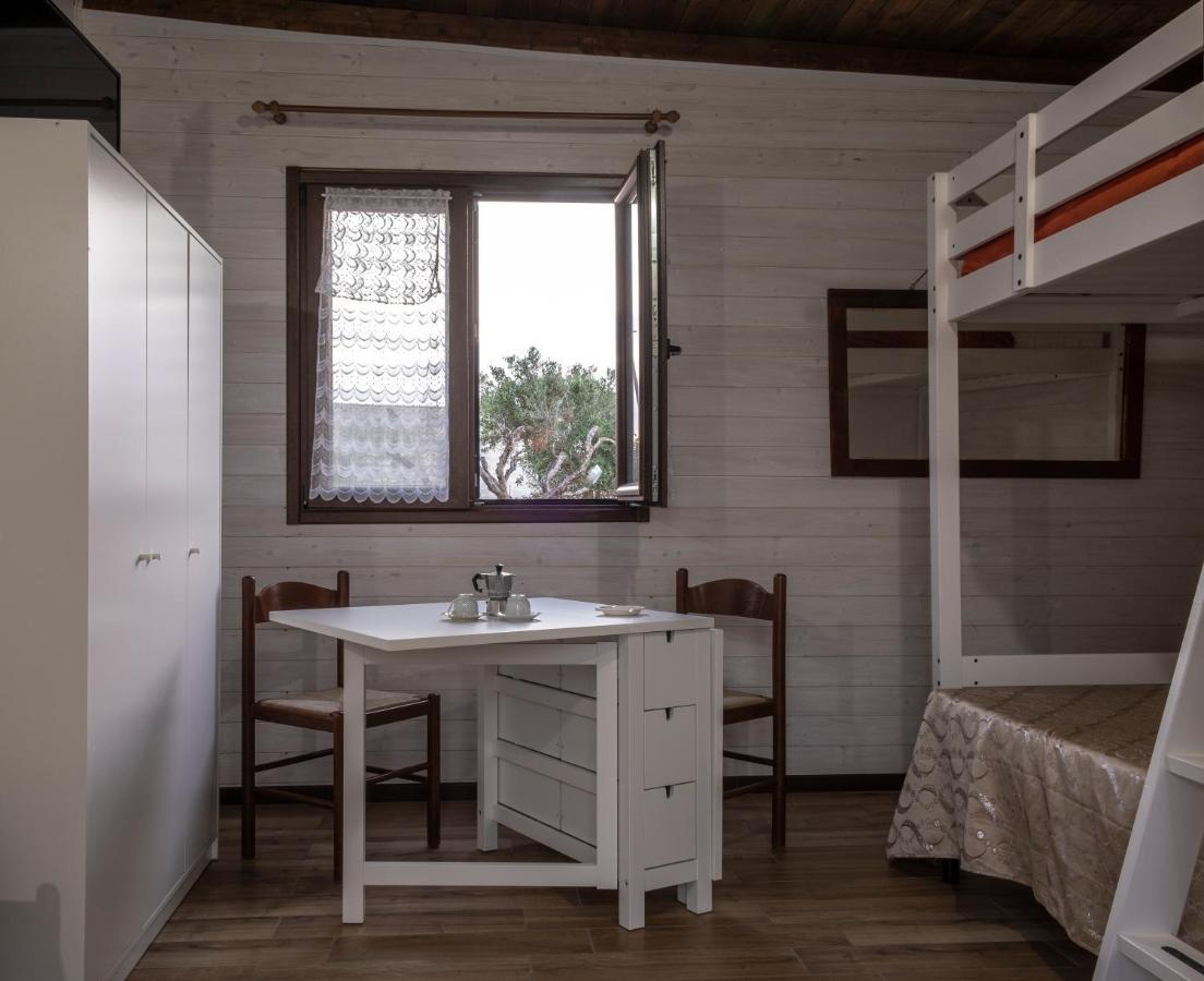 Bed and Breakfast A Lu Fanizza Кутрофьяно Экстерьер фото